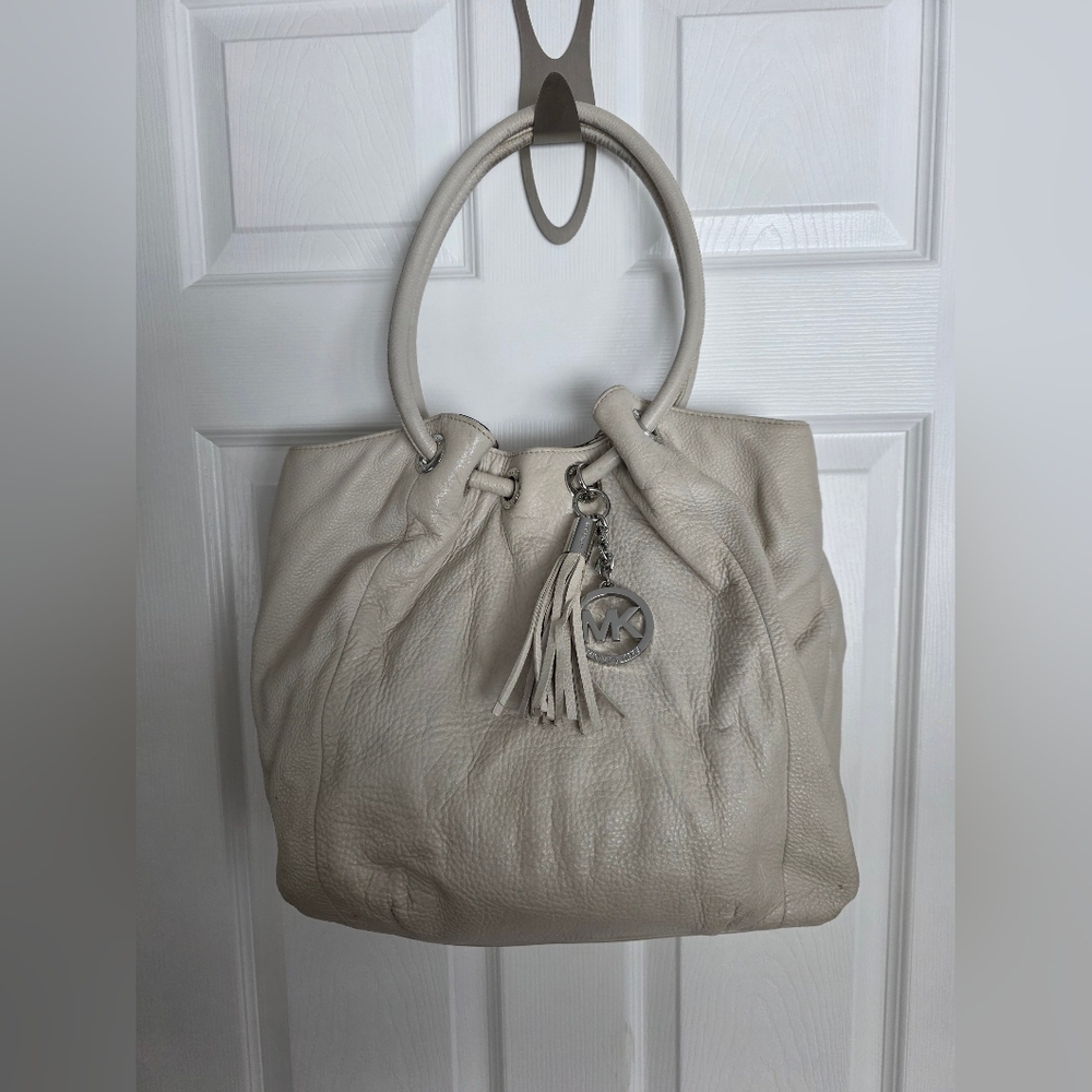 Michael Kors East West Hobo Bag - Picture 2 of 10